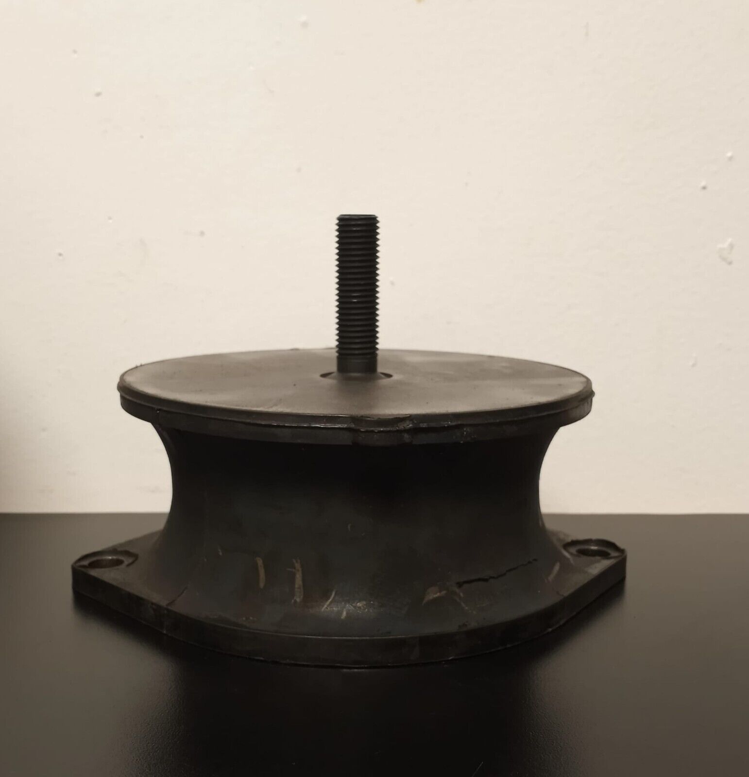 12837335 RUBBER MOUNT GENUINE VOLVO VOE12837335 Mosaic Machines